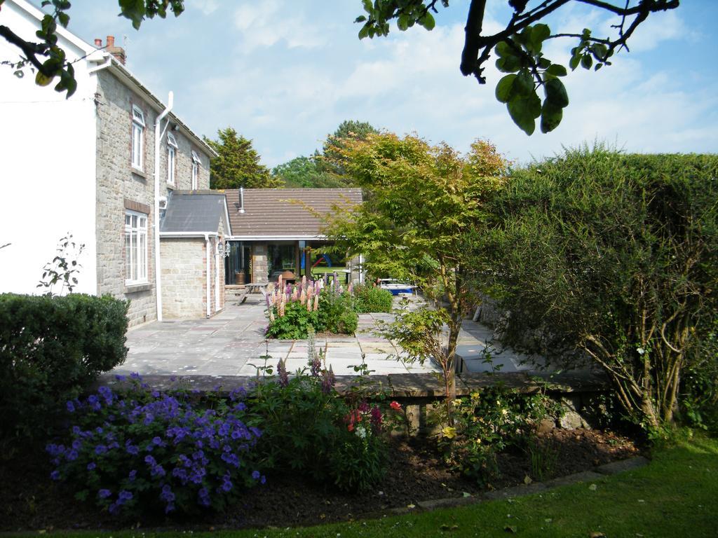 Ballas Farm Country Guest House Bridgend  Exterior foto