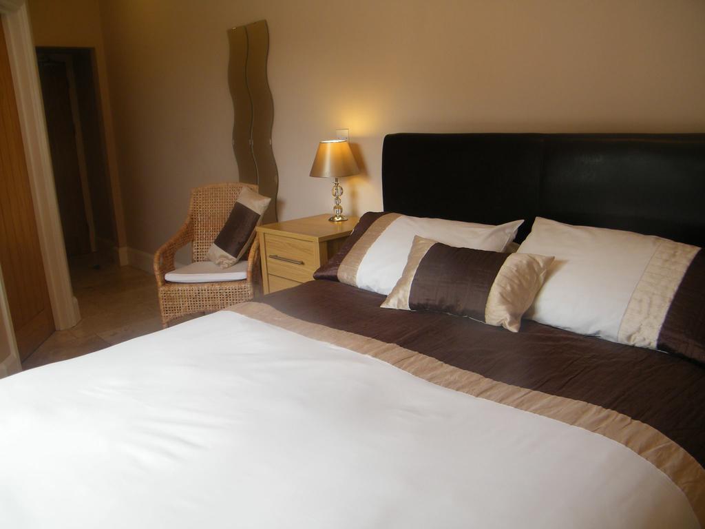 Ballas Farm Country Guest House Bridgend  Zimmer foto