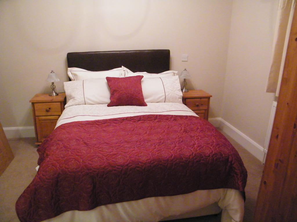 Ballas Farm Country Guest House Bridgend  Zimmer foto